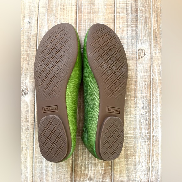 L.L.Bean Green Flat Shoes. Size: 7.5 Color: Green - Picture 6 of 7